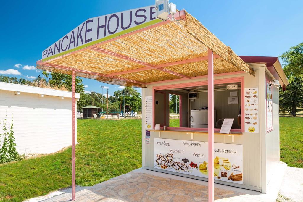 Happy Camp Mobile Homes In Camping Park Umag คาริกาดอร์ ภายนอก รูปภาพ