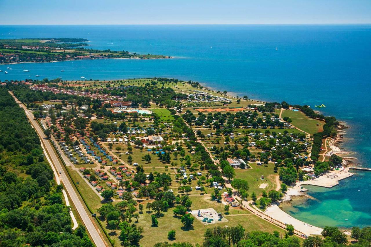 Happy Camp Mobile Homes In Camping Park Umag คาริกาดอร์ ภายนอก รูปภาพ